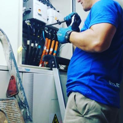 Sustitucion De Contactor De Red En Sistema De Conmutacion Red Grupo Cadiz 4