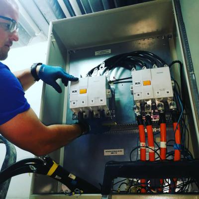 Sustitucion De Contactor De Red En Sistema De Conmutacion Red Grupo Cadiz 8